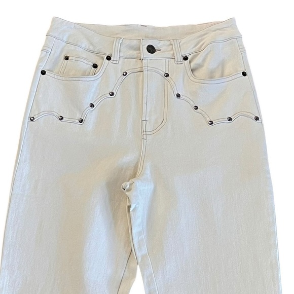 NEW blue b Cream Washed Western Yoke Silver Studded Slim Leg Denim Jeans - Picture 3 of 4